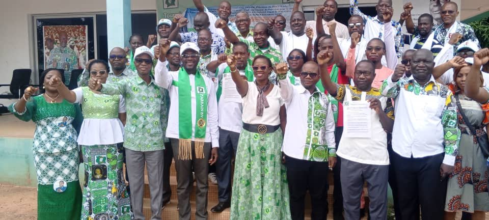 CIV/Victoire du PDCI-RDA : La Coordination des enseignants du District des Lacs quadrille le terrain