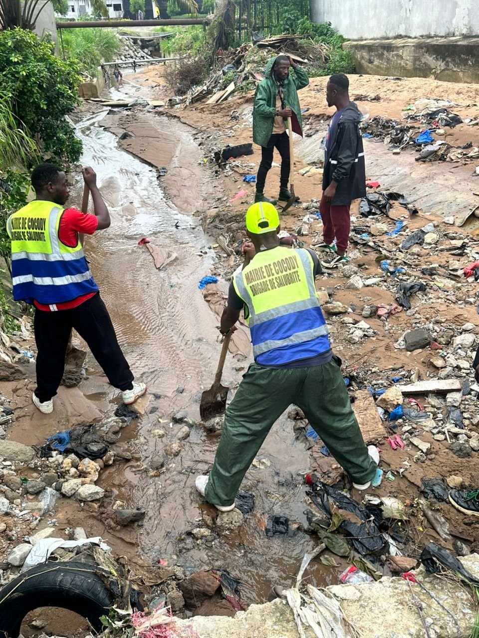 CIV/Inondations à Cocody : Comment le Conseil municipal a volé au secours des sinistrées