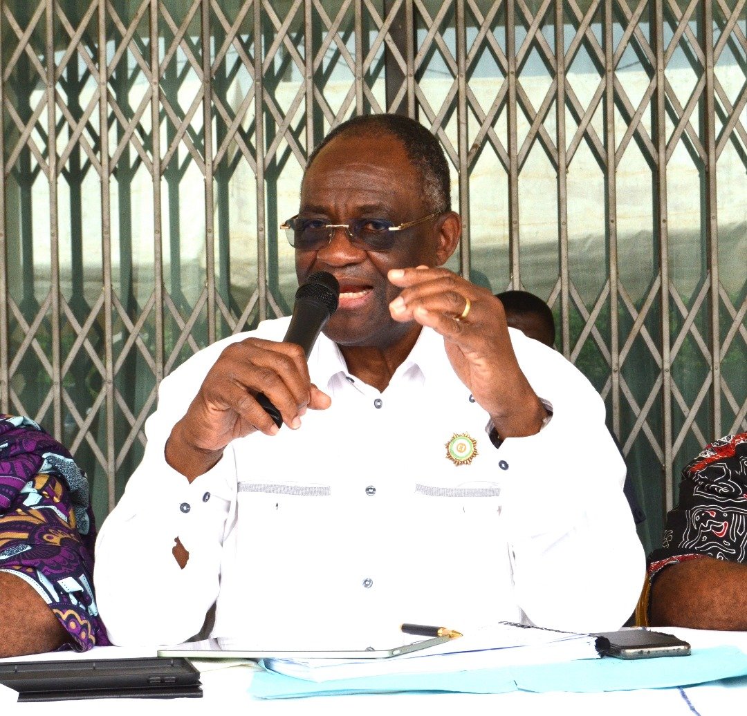 Gagnoa: 2400 élèves dont 308 au CM2 sans extrait de naissance, foncier rural et hydraulique villageoise, le député Maurice Kakou Guikahué échange avec ses parents