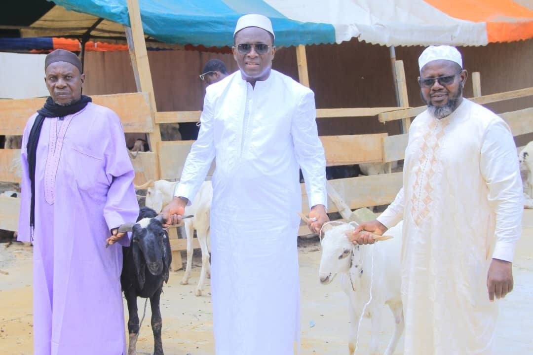 Tabaski 2026: Le maire Danho Paulin offre 200 moutons aux musulmans d’Attécoubé
