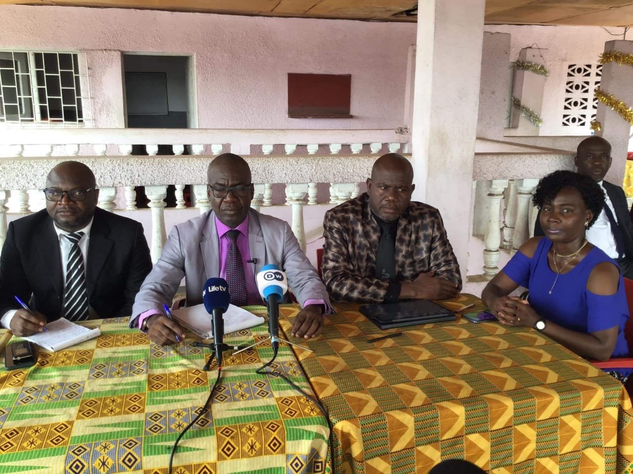 Crise dans le judiciaire en Côte d’Ivoire: Les greffiers dénoncent Sansan Kambilé et appellent Ouattara au secours