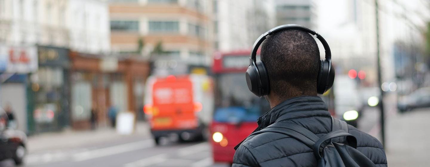 Plus d’un milliard de personnes à risque de souffrir de déficience auditive, avertit l’OMS