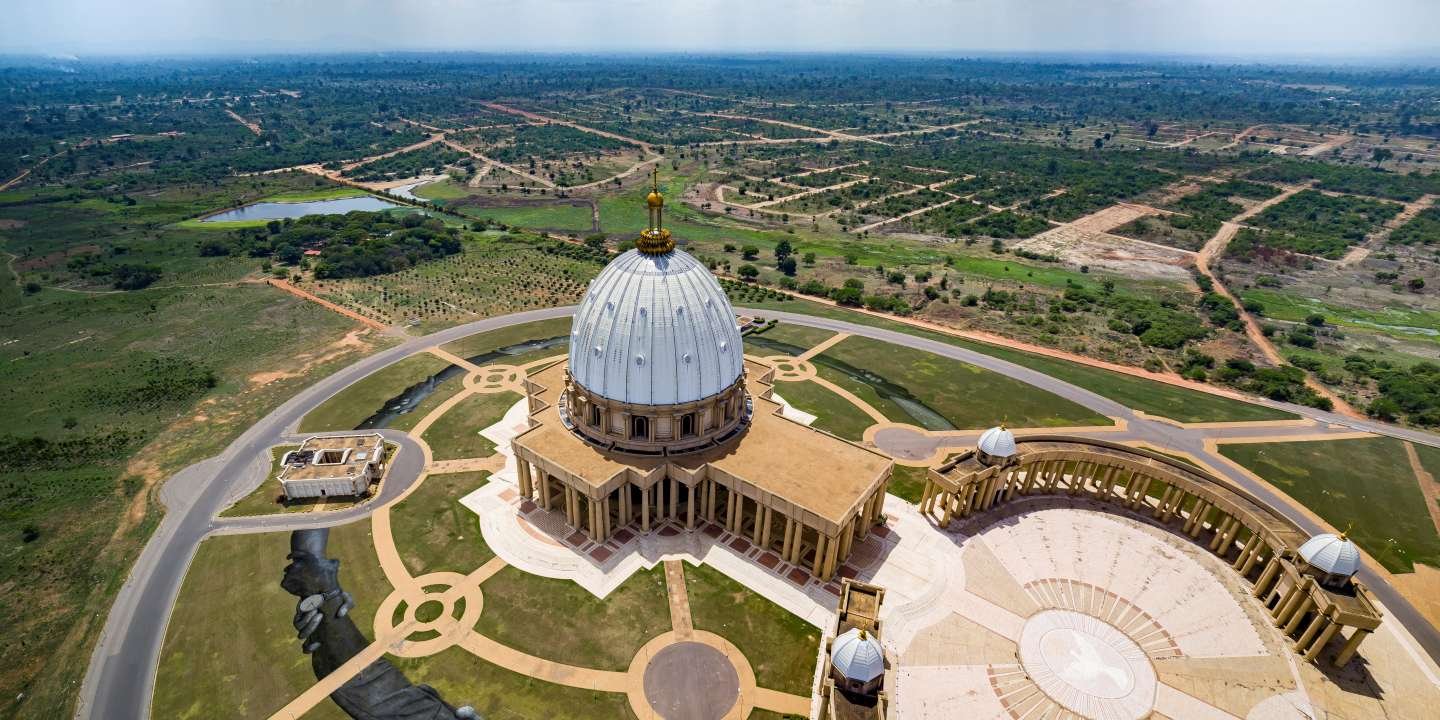 Transfert de la capitale politique à Yamoussoukro : «Quittons dans les calculs mesquins et égoïstes politiciens» (Dr Charles Koudou)