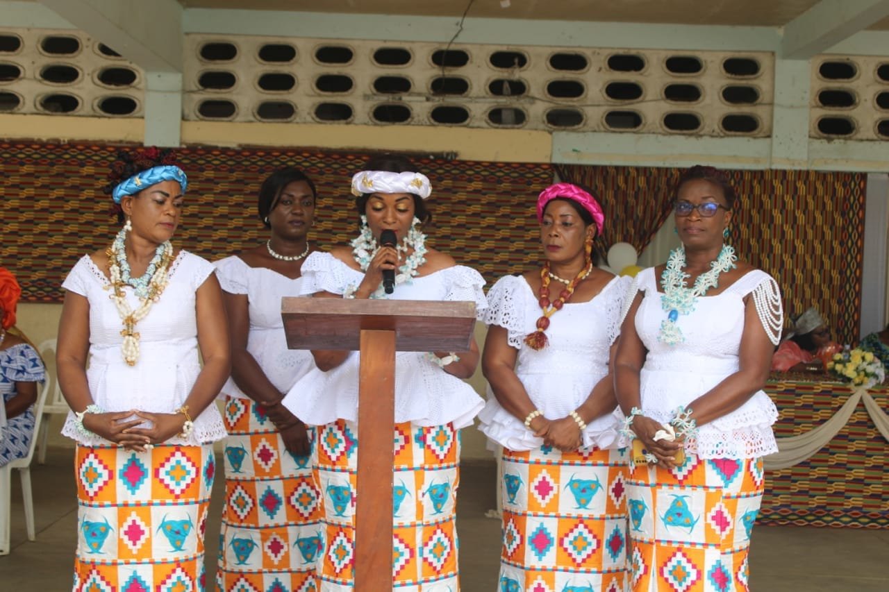 Yopougon Toits Rouges: Des enseignantes honorées par la Fondation Johnny Kouadio