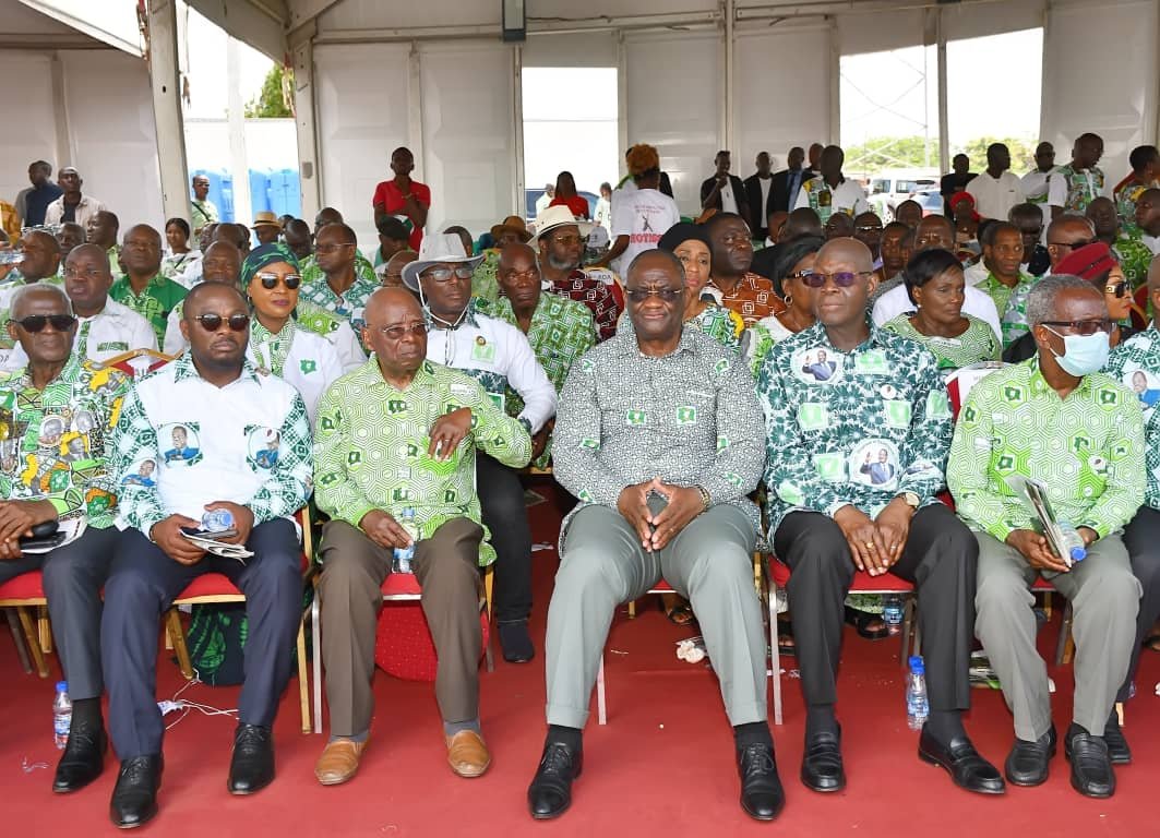 Obsèques de Bédié Marcellin: Le PDCI et la Côte d’Ivoire politique pleurent avec HKB