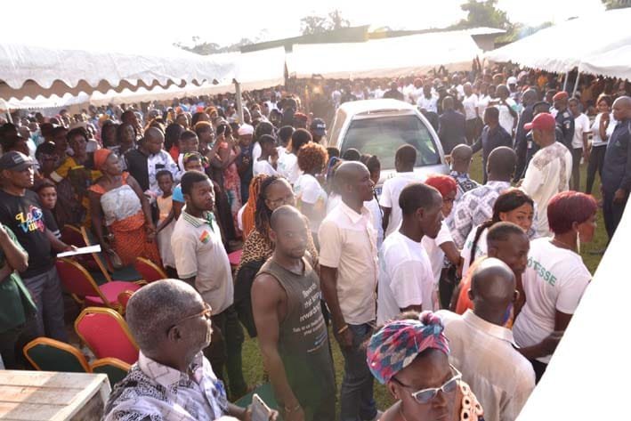 «Merci maman pour tout ce que tu as fait pour nous» : L’hommage émouvant des enfants à leur mère Kakou Jeannette