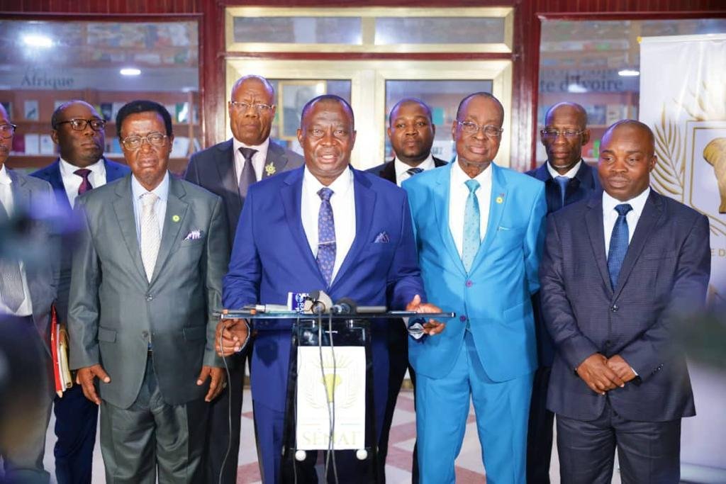 Exportation illicite des produits agricoles vers les pays voisins: Kobenan Kouassi Adjoumani défend une ordonnance devant les sénateurs