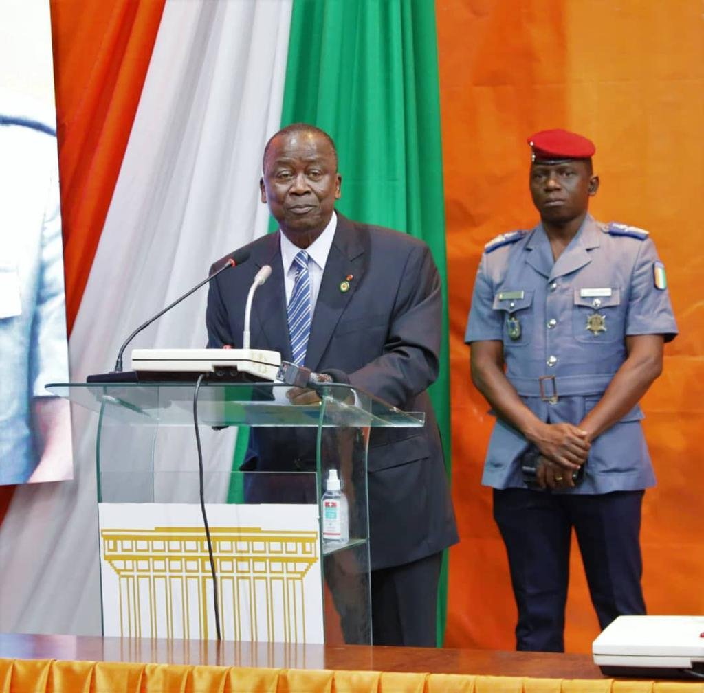 Produits biocides en Côte d’Ivoire: Le président du Sénat dévoile les dangers et bombarde 3 ministres de questions