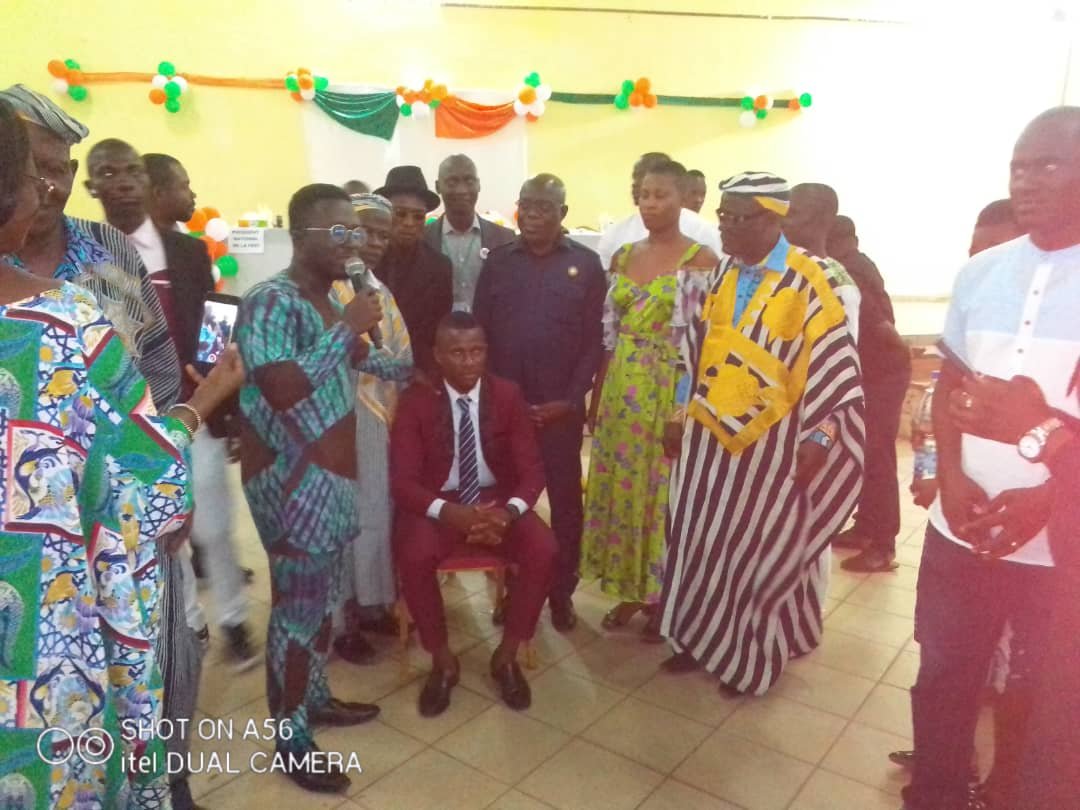Investiture de la FEST Section Daloa: Denis Kah Zion encourage les étudiants et parle aux élus et cadres de Toulepleu