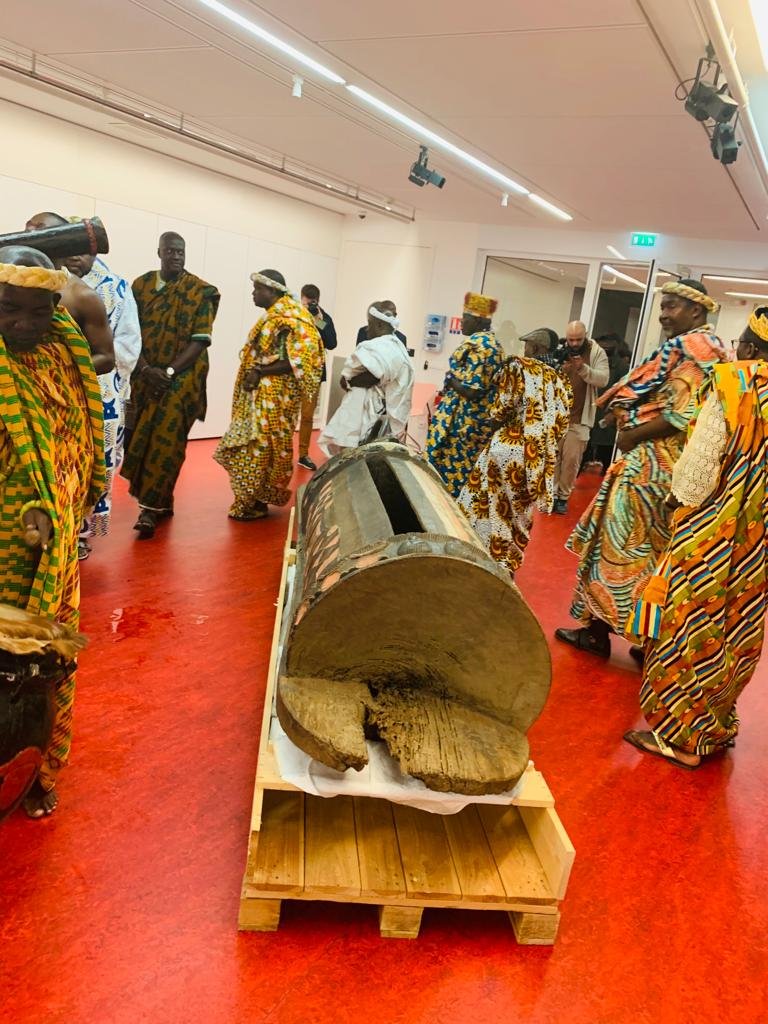 Restitution du "Djidji Ayokwe" à Abidjan: Le rituel pour le retour du tambour parleur exécuté, hier à Paris