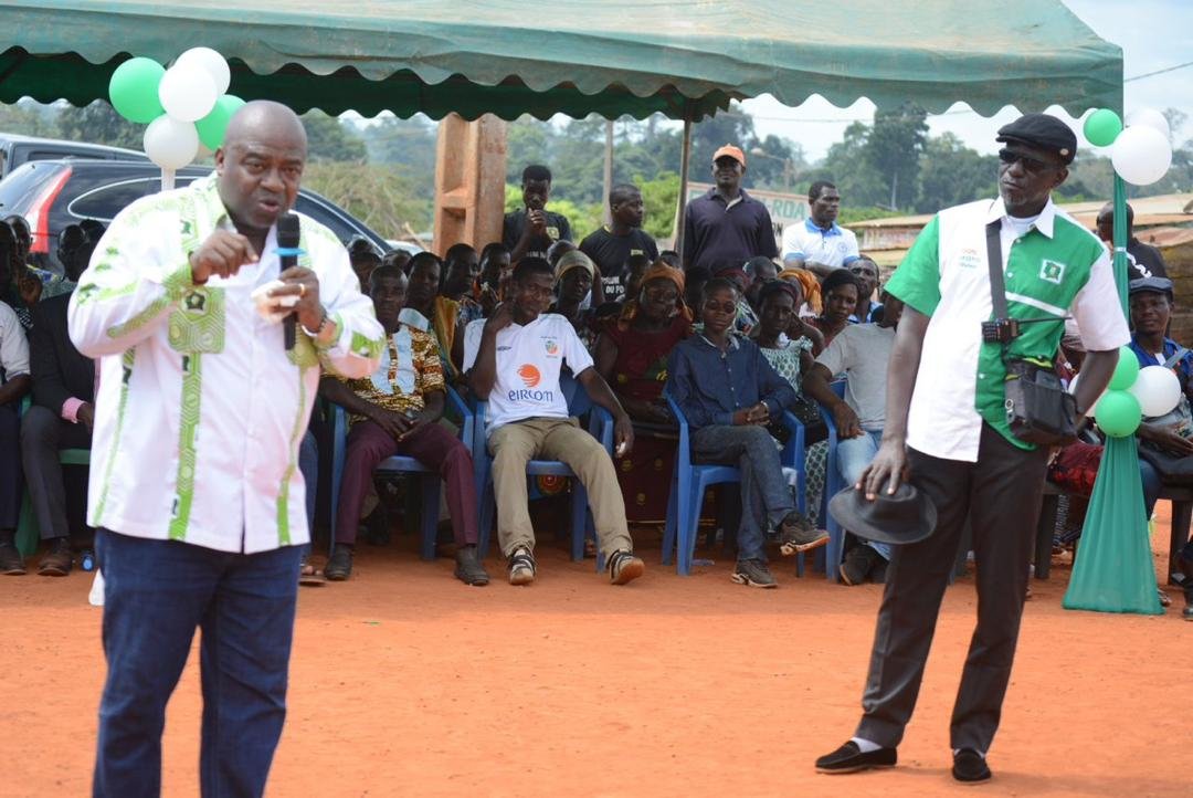 PDCI Daoukro/Réussite de l’opération RLE-2022: AKOTO Olivier offre 1.000 timbres et veut le maximum de militants sur la liste électorale
