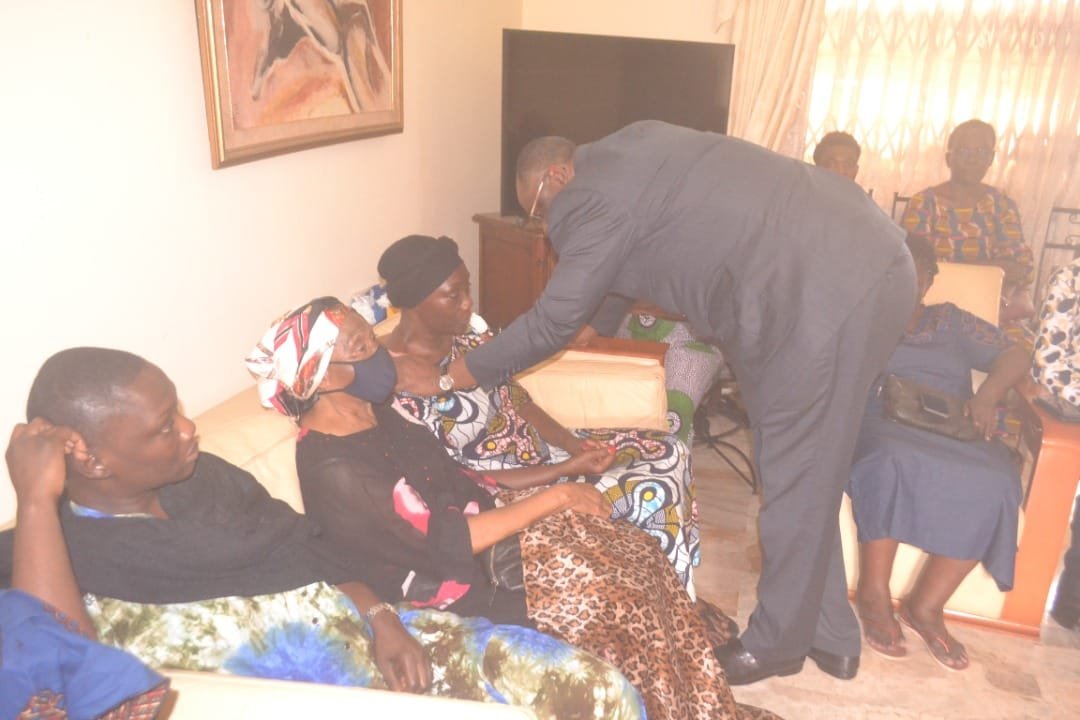 PDCI/Après l’annonce de son décès: Guikahué dans la famille de Jacques Mangoua (images)