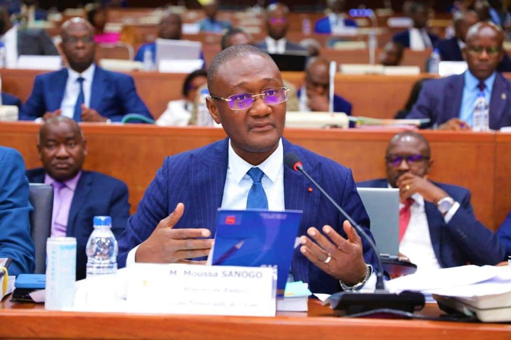 Code des Douanes, exonération du droit sur les importations de blé: Moussa Sanogo fait adopter le Code des Douanes au Sénat