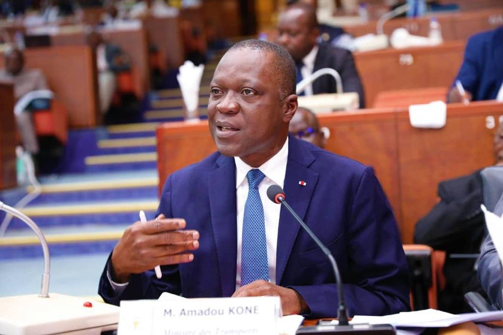 Budget de l’Etat pour 2023 : Moussa Sanonogo et Amadou Koné rassurent les sénateurs ivoiriens