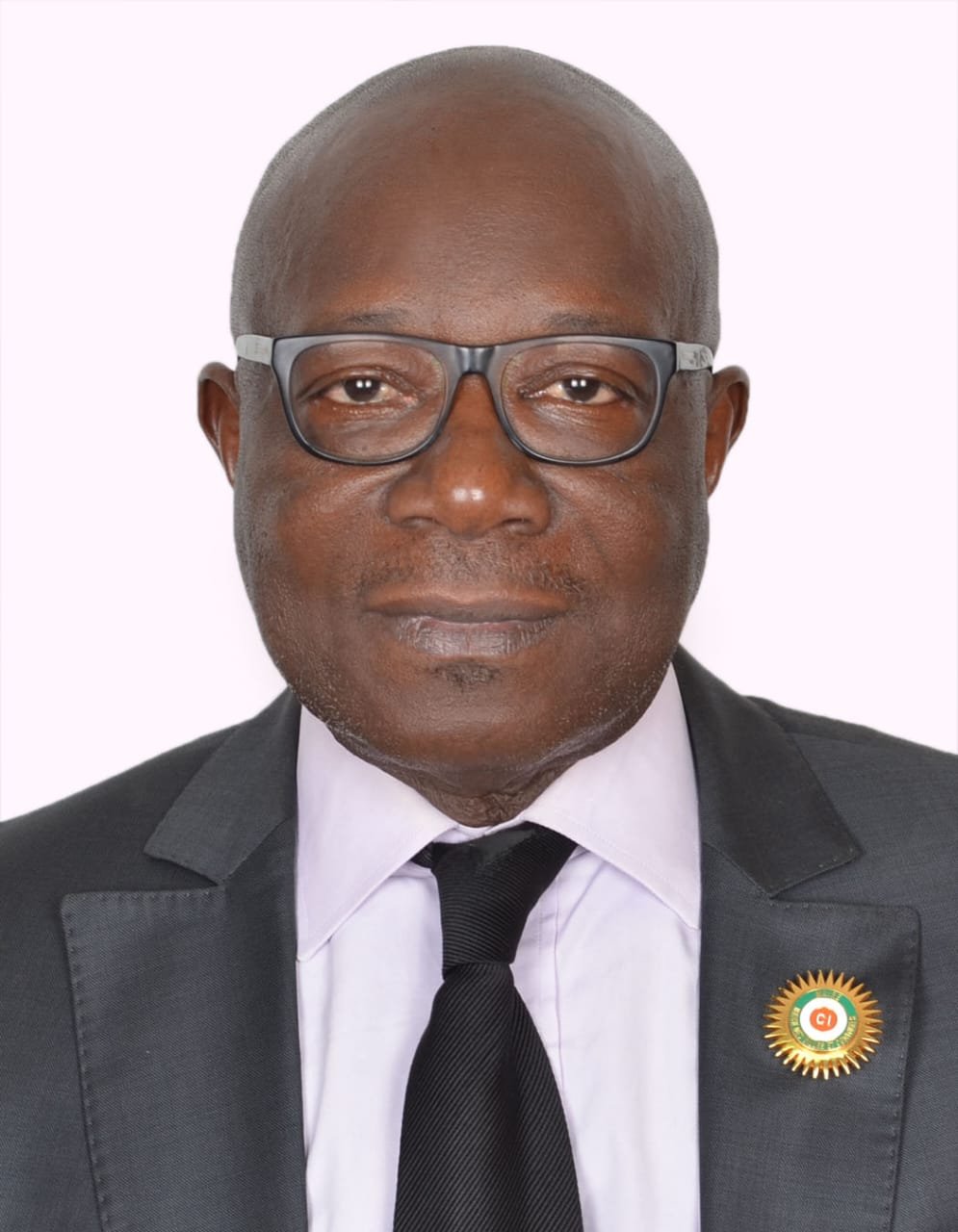 Daoukro : Après la réception de matériels de salubrité, le maire remercie le ministère de tutelle et l'ANAGED