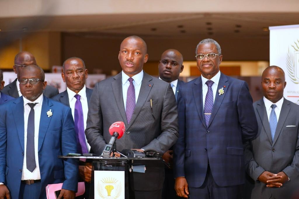 Service civique ivoirien: Touré Mamadou présente les réformes majeures au Sénat