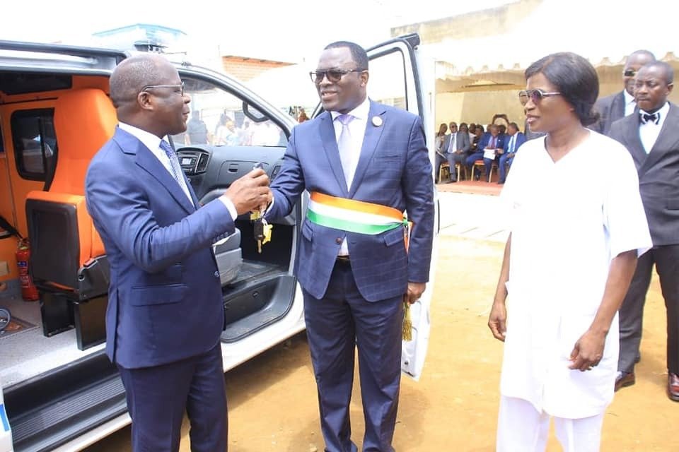 Attécoubé : Bientôt un hôpital général à Abobo-Doumé, Pierre Dimba félicite Danho Paulin