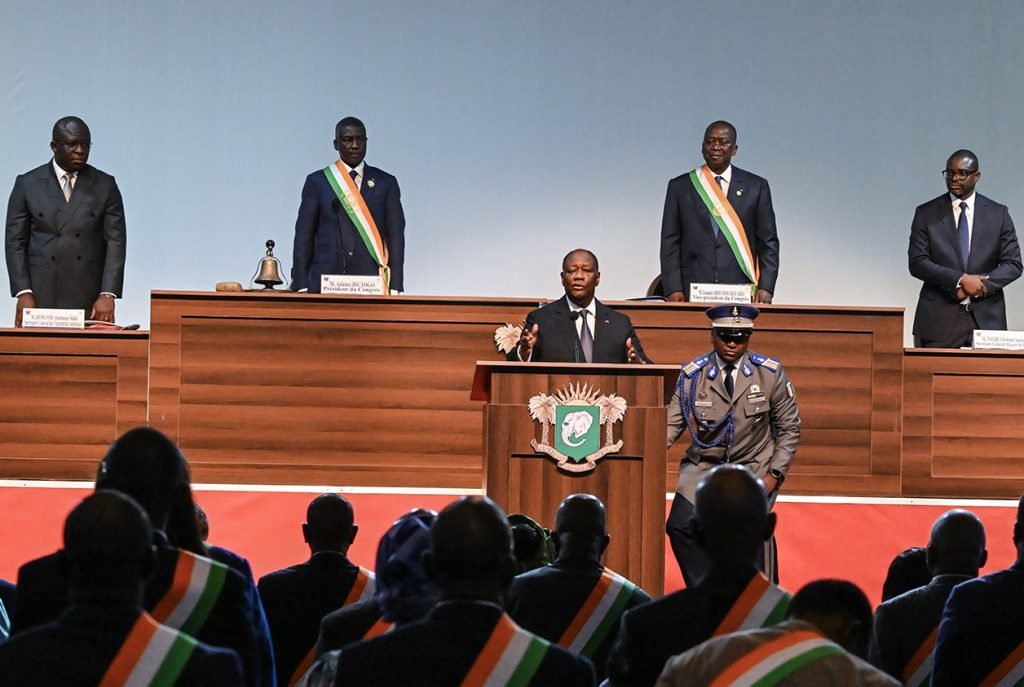 Urgent/Affaire propos d’Assahoré, DG du Trésor : Les députés et Sénateurs PDCI lancent un appel à Ouattara «pour un prompt rappel à l’ordre, afin que cessent toutes ces dérives graves»