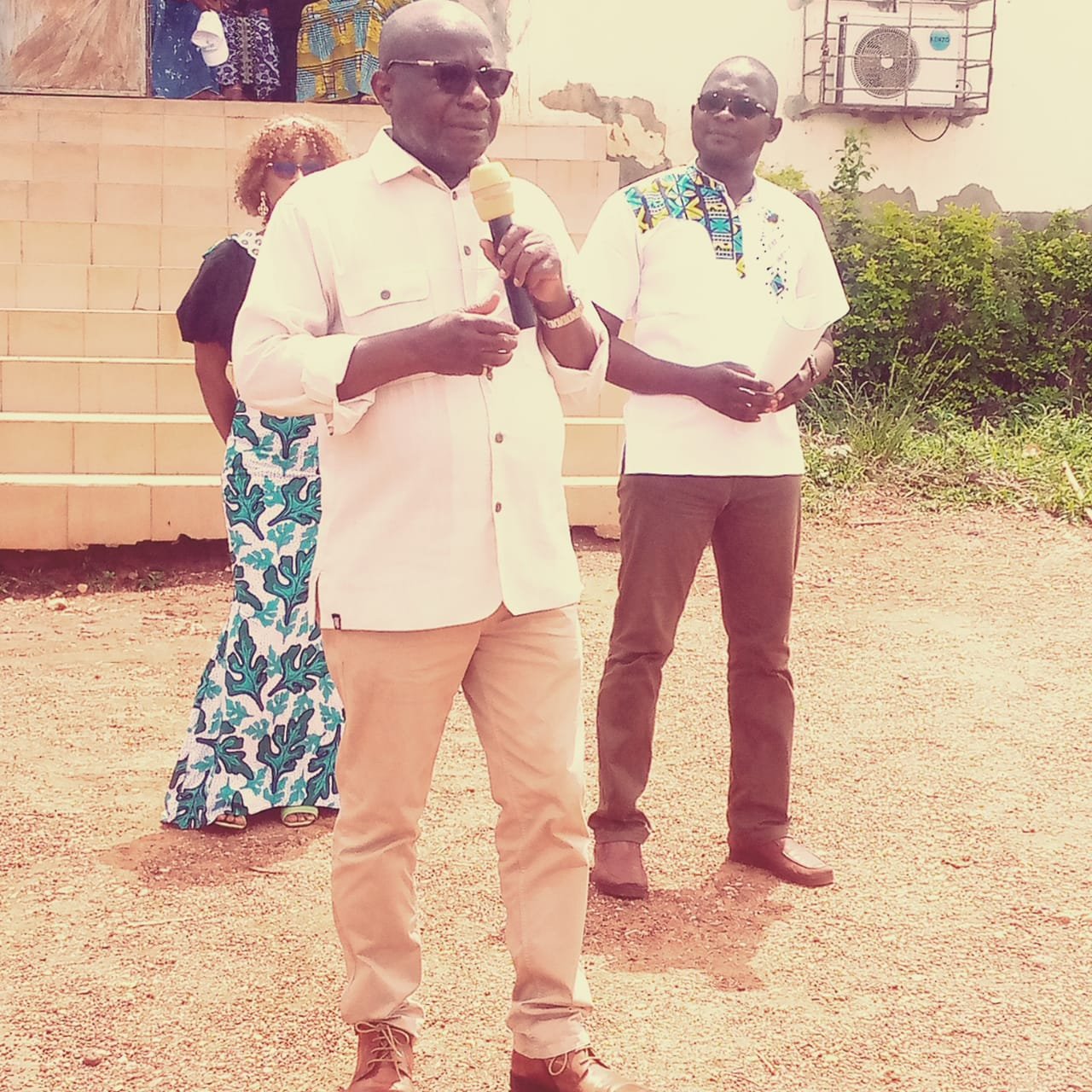 Éducation : DJE Koffi Aubin parle à ses filleuls de la promotion "Persévérance" du collège moderne Daoukro