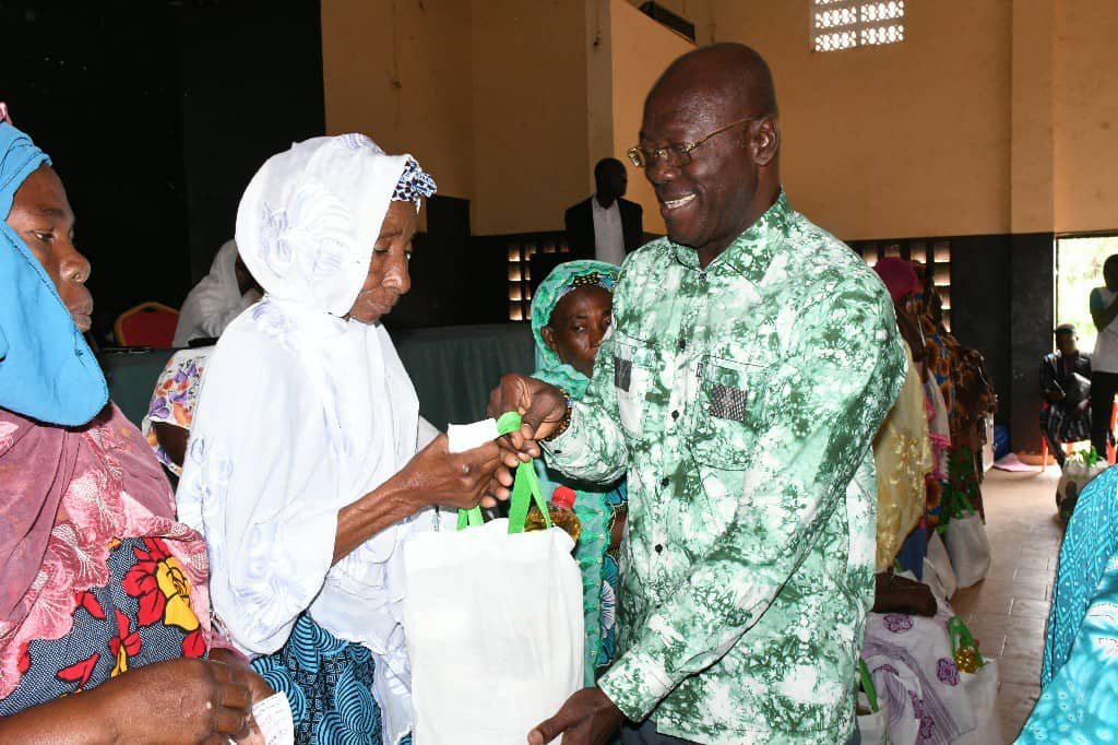 Célébration de la Tabaski 2023: Traoré Adam-Kolia soulage 200 veuves musulmanes de Daoukro