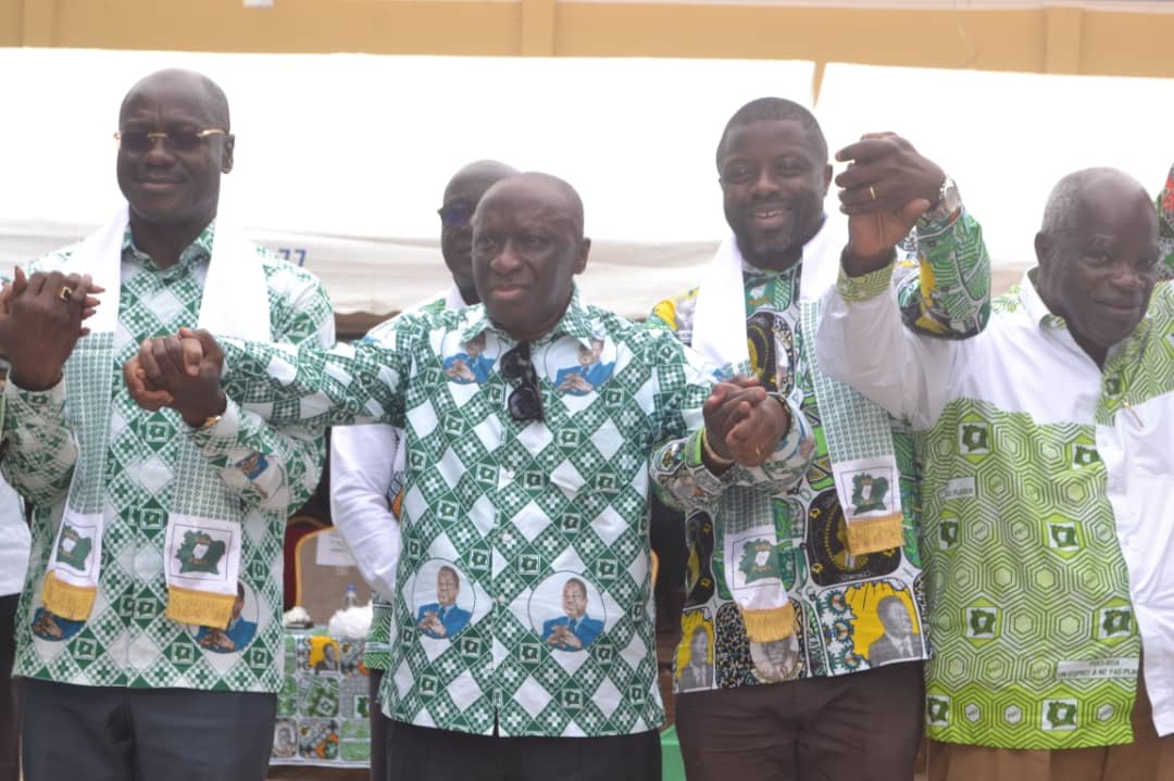 M'bahiakro : Allah Kouadio livre le message de Bédié, présente et investit les candidats du PDCI aux élections locales