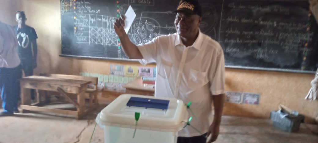 Yamoussoukro : Kouacou Gnrangbé Jean, après son vote, appelle à un vote sans trouble