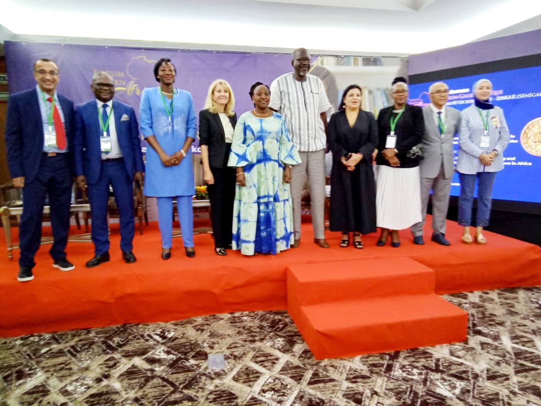  Dakar (Sénégal): Raymonde Goudou a pris une part active au Forum et prix Galien Afrique