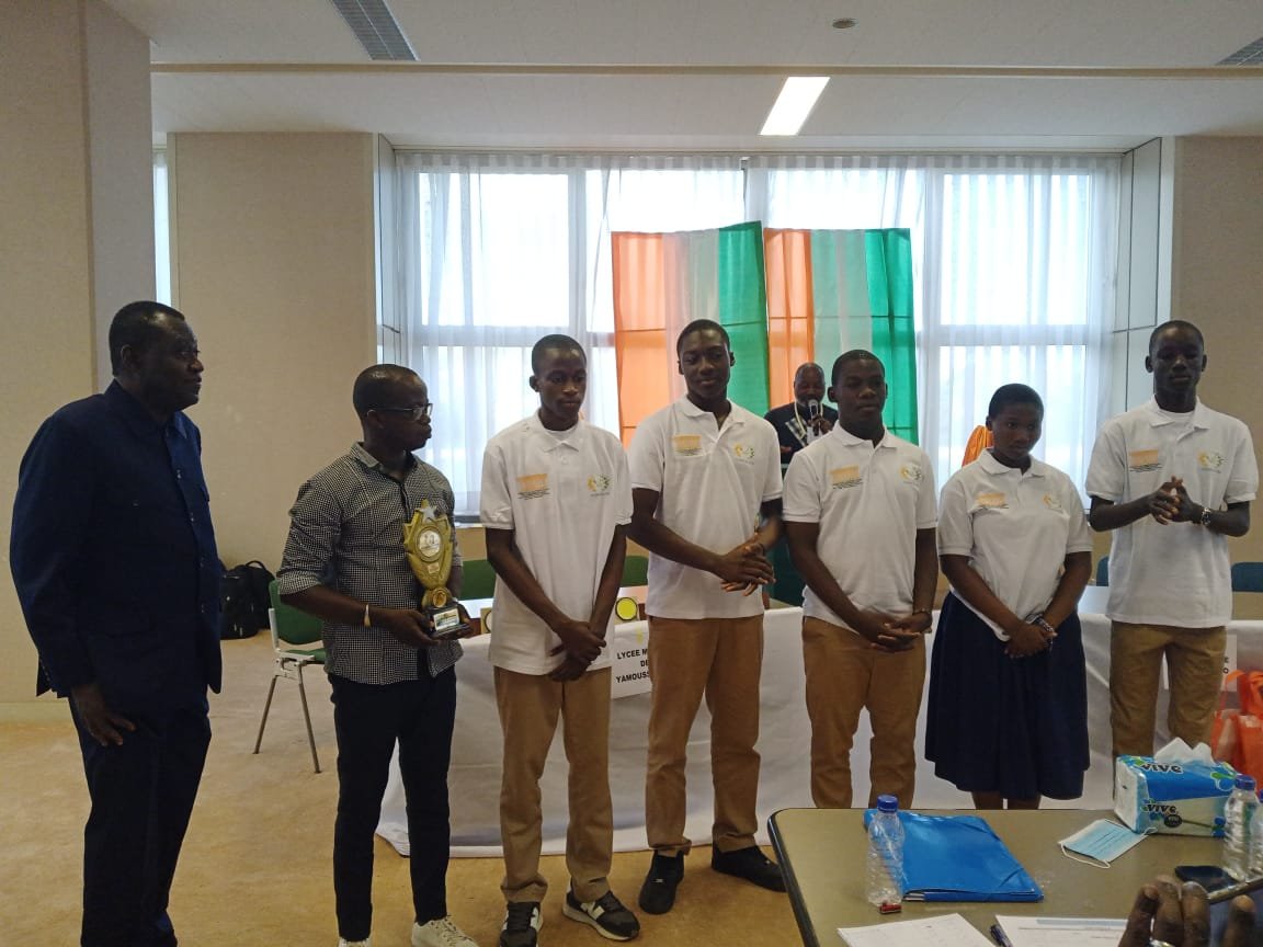 «Cracks de la paix» en Côte d’Ivoire: Le Lycée scientifique de Yamoussoukro victorieux de la 1ere édition