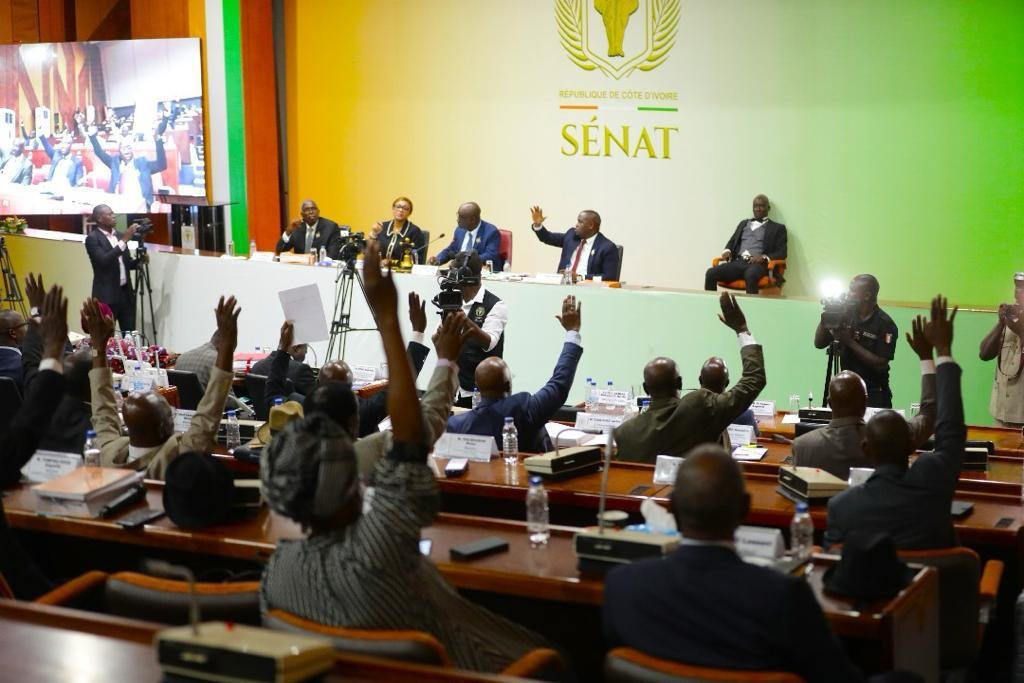 Côte d’Ivoire/Défense, Sécurité et Intérieur, Justice: Vagondo et Sansan Kambilé font voter les budgets au Sénat