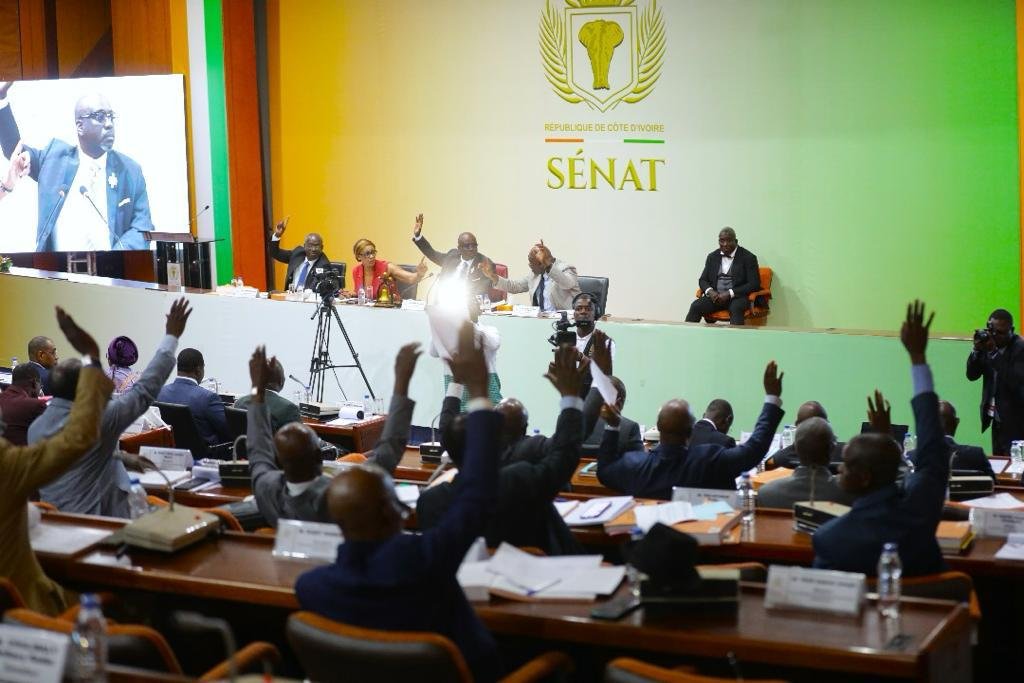 Sénat/Projet de loi des finances : Plusieurs ministres ont fait adopter leur budget, Adama Coulibaly explique la dette extérieure