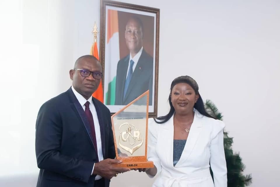 Coupe d’Afrique de Randonnée 2024 : Le trophée présenté au ministre des Sports