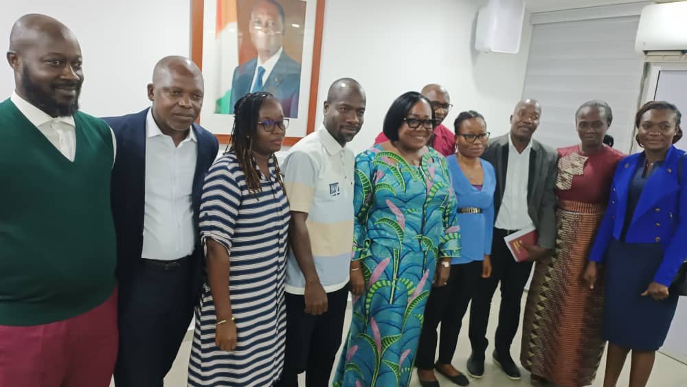 Trêve sociale dans l’administration ivoirienne: Des syndicats dont celui des imprimeurs chez Anne Ouloto