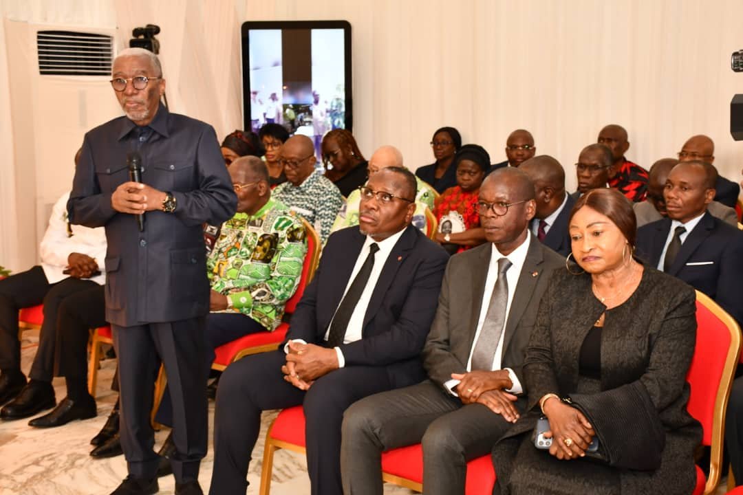 Obsèques/Présentation des condoléances, Jour 3 : La famille Thiam, les femmes et jeunes du PDCI, la CEI, l'UE, la France… pleurent Bédié