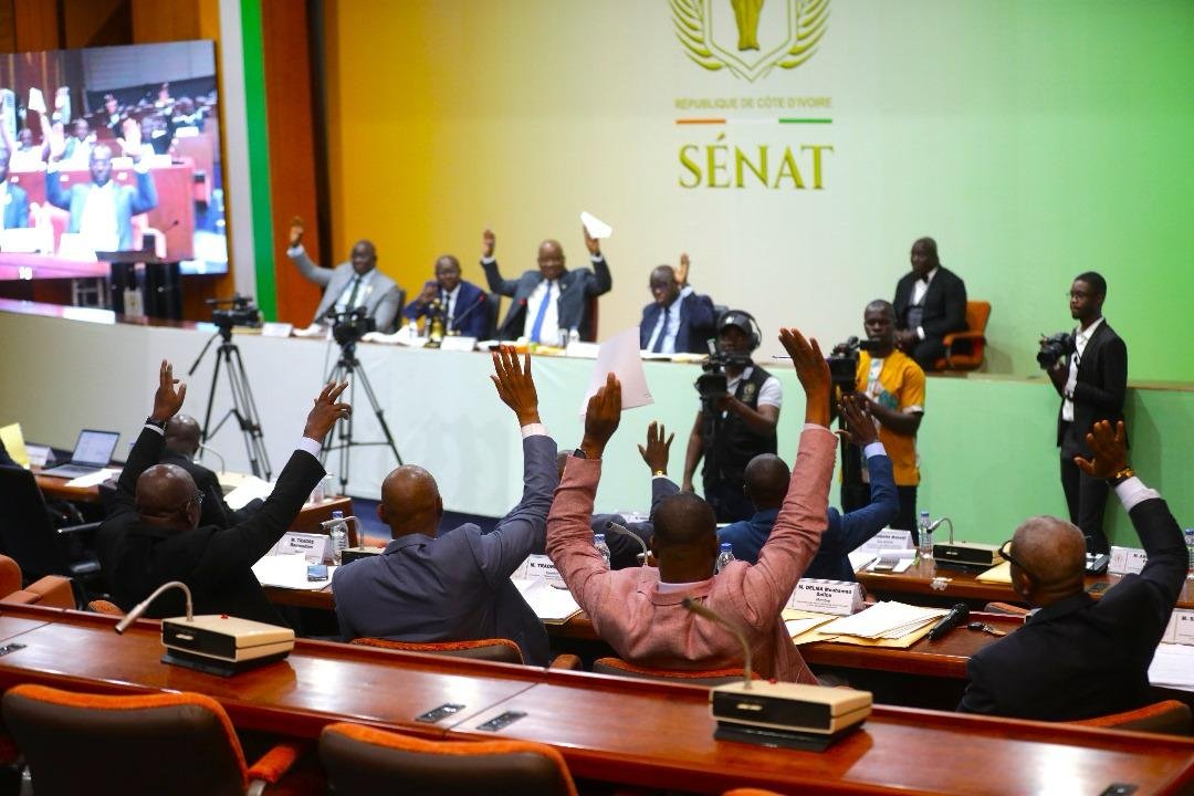 CIV/Projets de loi urgents au Sénat : Sansan Kambilé fait voter 5 projets de loi sur 9
