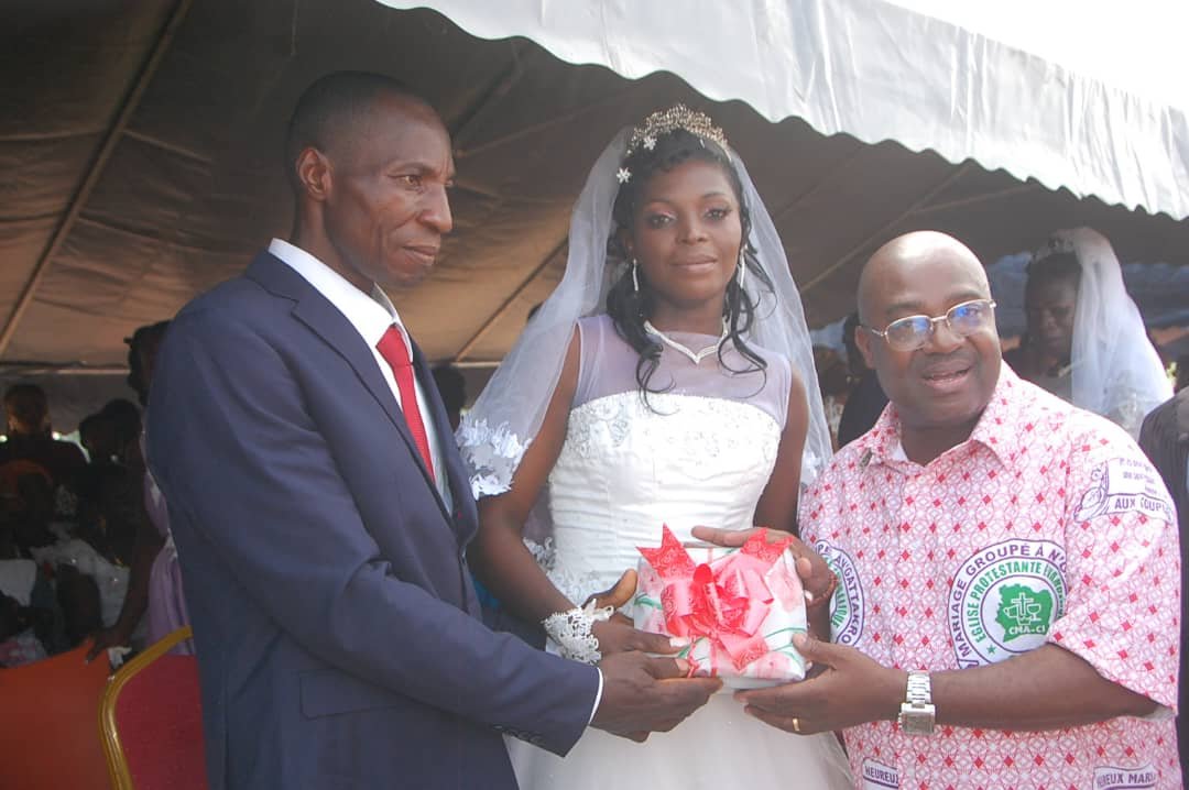 N'gattakro/Bénédiction nuptiale à l'Eglise CMA: Le député Akoto Olivier prie les mariés de cultiver la paix, le pardon et l'amour