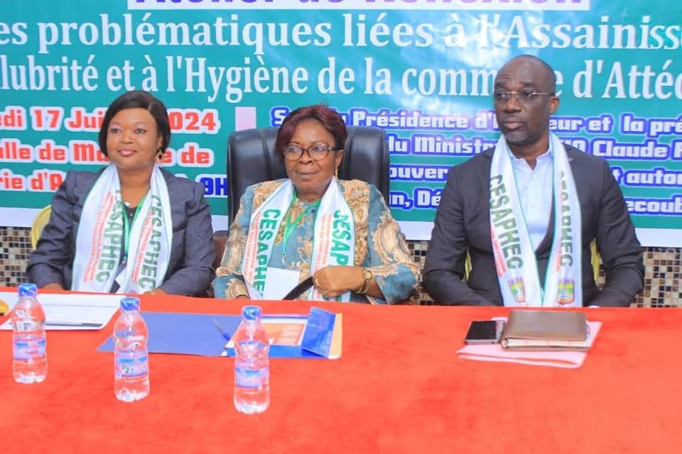 Assainissement et la salubrité à Attécoubé: Des pistes de solution au cœur d’un atelier