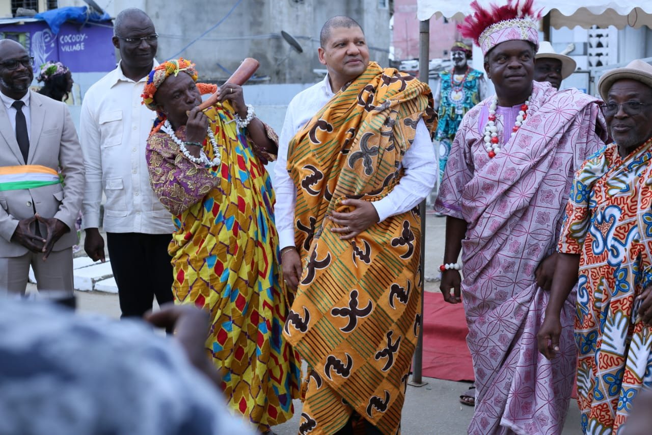CIV/Jean-Louis Billon, depuis Cocody village, aux Atchans: «Quand on lève les taxes foncières à Abidjan, vos communautés devraient en recevoir une partie»