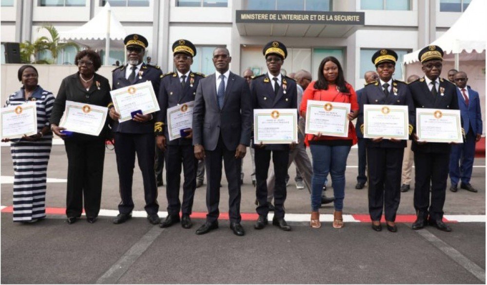 Côte d'Ivoire: 393 agents de divers corps d’Armée décorés… Vagondo Diomandé explique l’engagement du président Ouattara