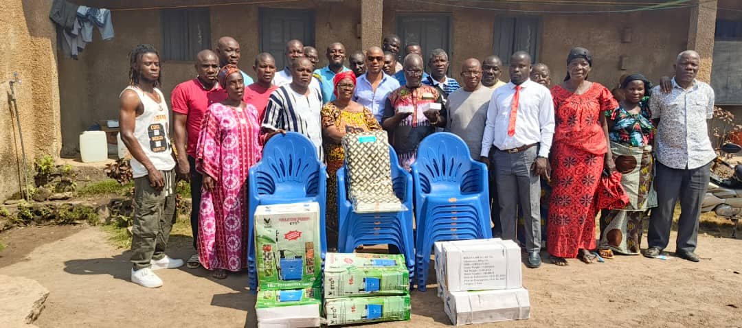 Bouaflé/Solidarité et développement: Frédérik N'Dia fait don d’outils indispensables au quotidien des populations