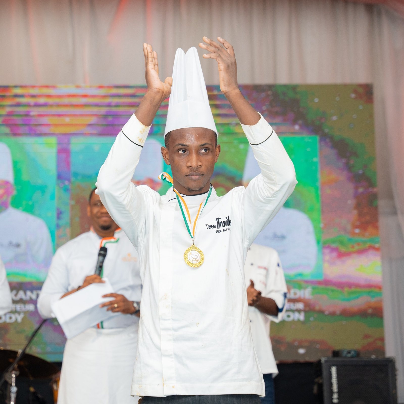Côte d’Ivoire : Concours culinaire, Honoré Coulibaly du Restaurant l’Atelier d’Afrique  Meilleur Artisan Traiteur ivoirien