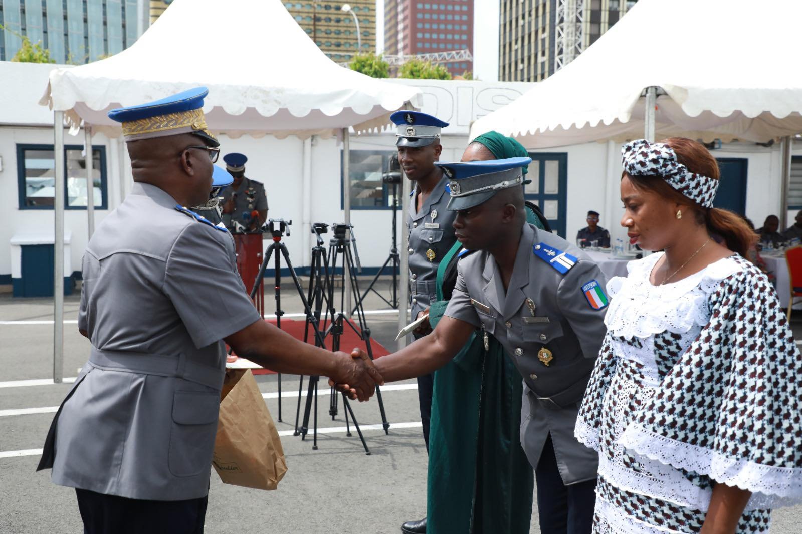 Côte d'Ivoire: Voeux au Commandant supérieur de la gendarmerie, plusieurs couples cadeautés